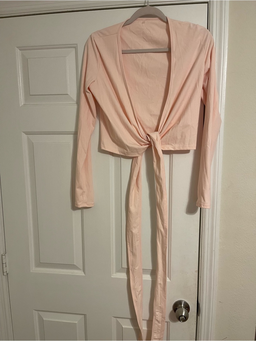 Tie-Front Long Sleeve Crop Top - Light Pink